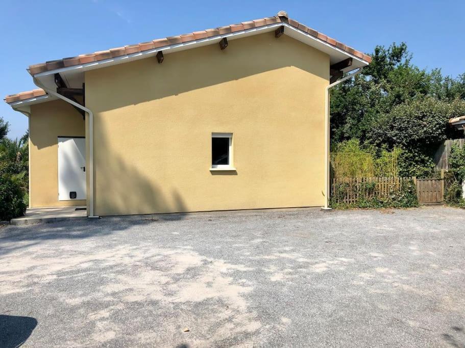 Au Calme, Maison T3 Neuf Avec Jardin A Cassy Lanton Bagian luar foto